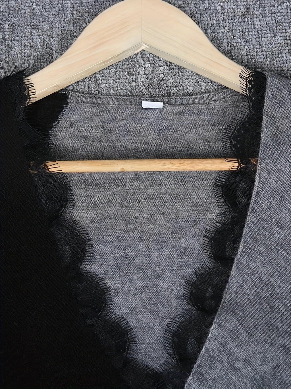 Fashion Lace Patchwork V-Neck Sweater