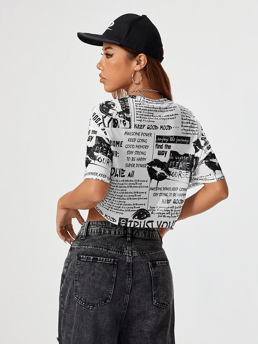 Women's Summer Fashion Newspaper Print Mesh Short Sleeve Crop Top