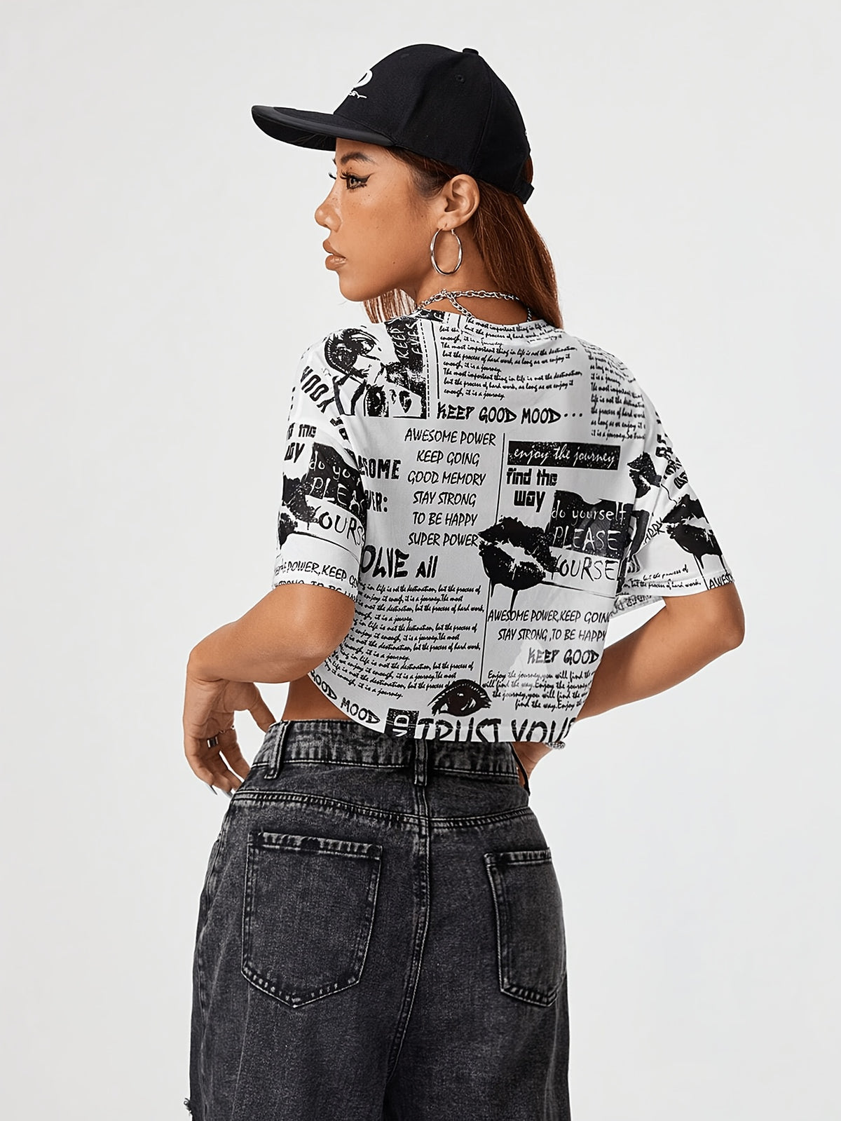 Women's Summer Fashion Newspaper Print Mesh Short Sleeve Crop Top