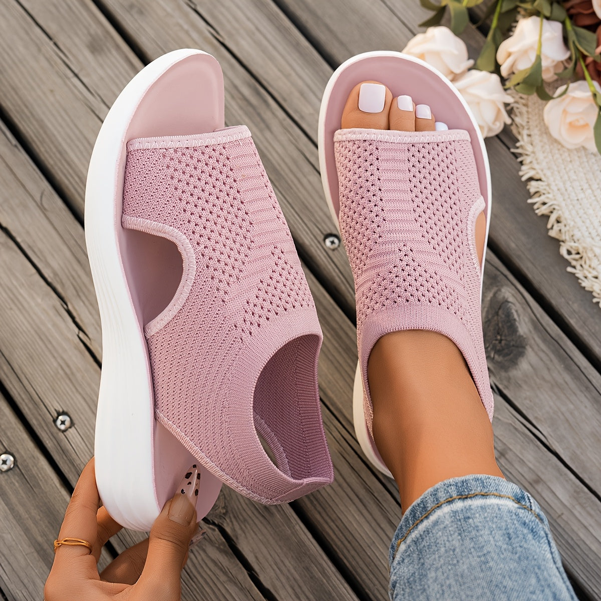 Summer Seaside Vacation Casual Beach Shoes, Lightweight and Breathable Plus-size Women's Shoes, Fashionable and Versatile Open-toe Flat Sandals, Women Shoes