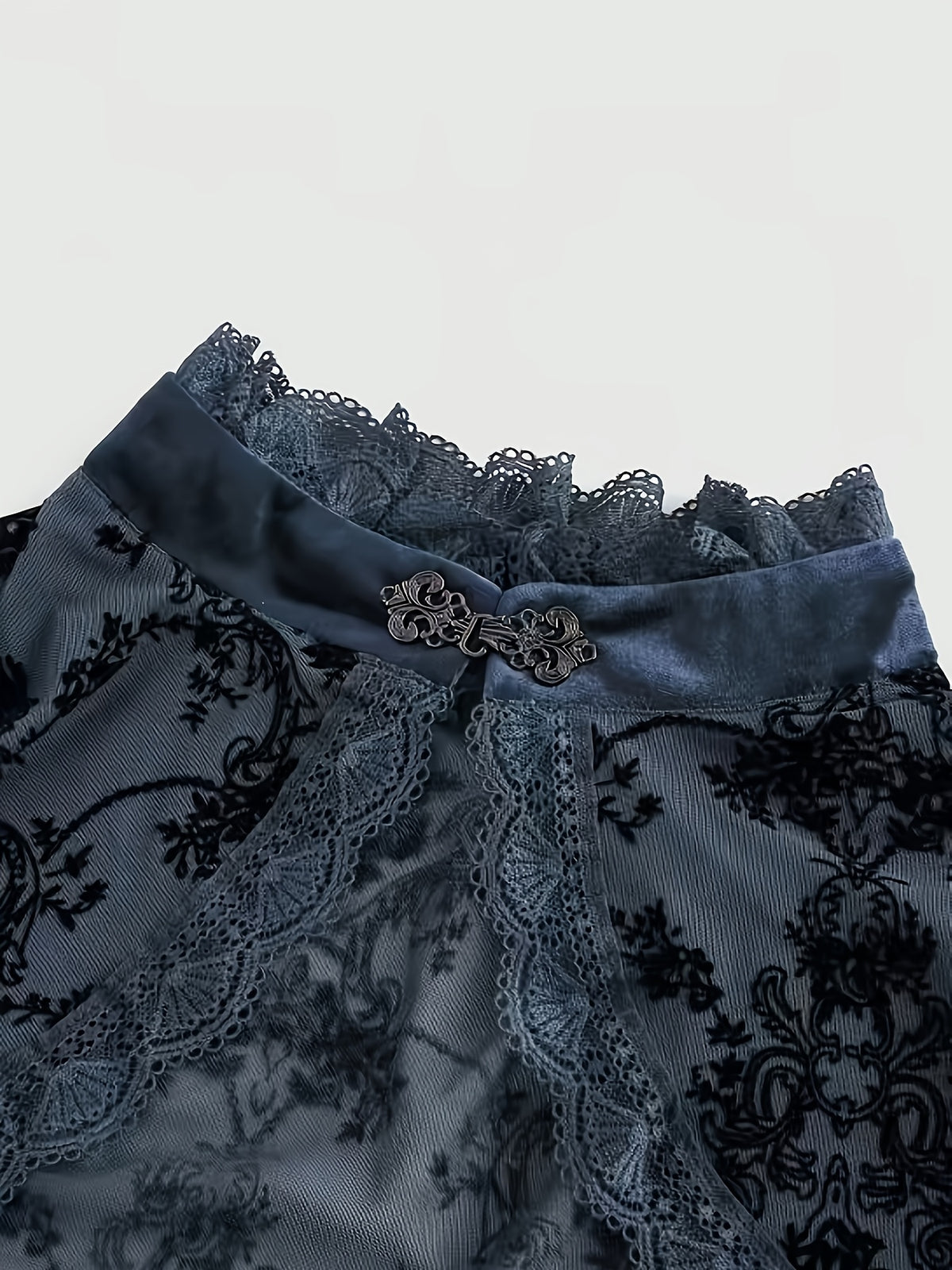 [Black Velvet Shirt] Women's Black Velvet High-Neck Bell Sleeve Short Outer Decorative Shirt