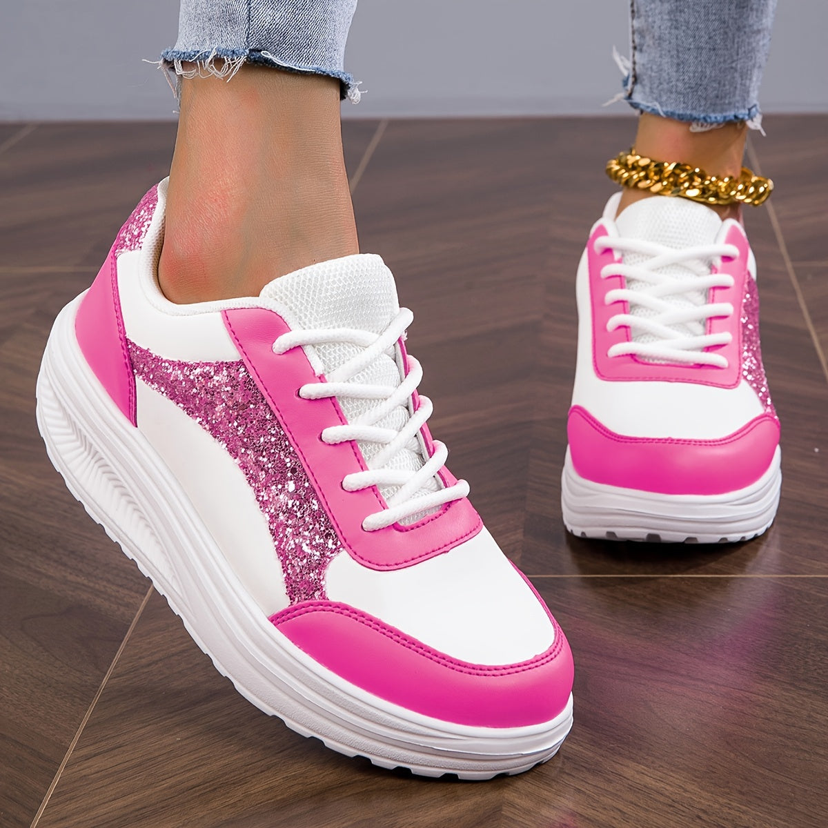 New Women's Fashionable and Versatile Slide-On Shoes, Student Casual Sneakers, Trendy White Shoes, Women Shoes