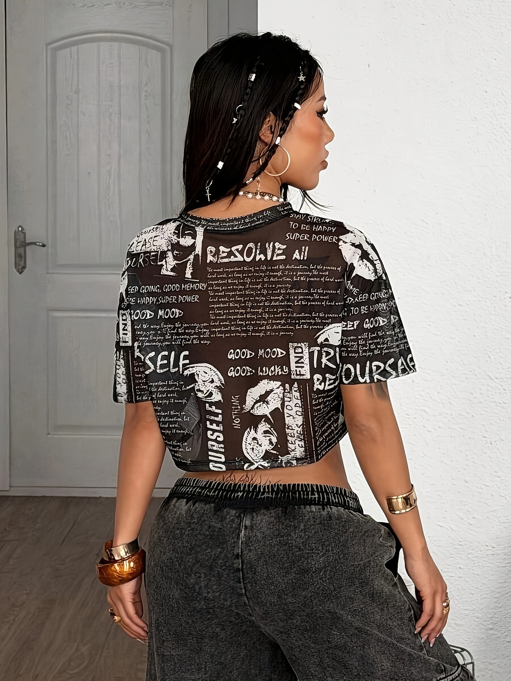 Women's Summer Fashion Newspaper Print Mesh Short Sleeve Crop Top