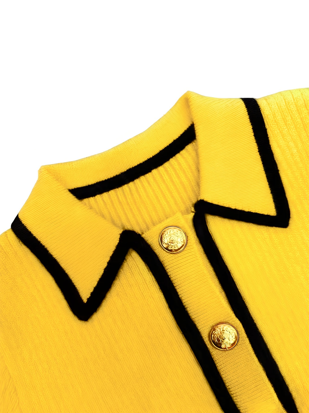 Women's Pullover Sweater for Autumn/Winter, Can Be Worn as an Inner or Outer Layer, Comfortable, Elegant, and Features a Spicy Design with a Spliced Lapel and Exquisite Metal Buttons. Suitable for Commuting, Dates, and Valentine's Day