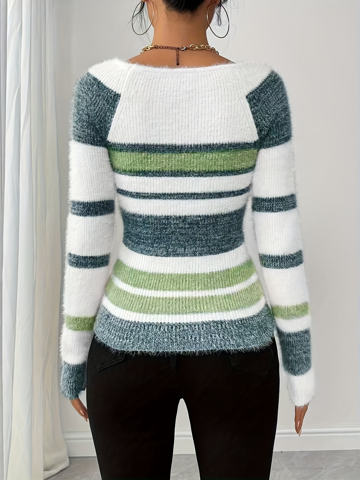 Elegant Special Edition Color-Block Slim-Fit Plush Pullover Sweater